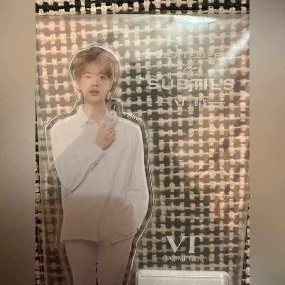 BTS × VT L'ATELIER des SUBTILS Official Acrylic Stand Figure Standee Jin Seokiin - Picture 3 of 4